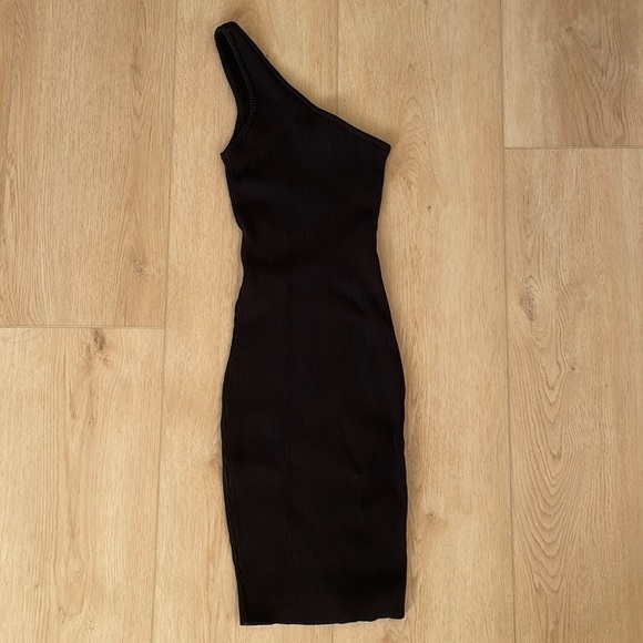 Princess Polly one shoulder black dress - Picture 1 of 2